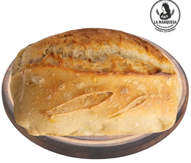 Pan de molde de masa madre con banano